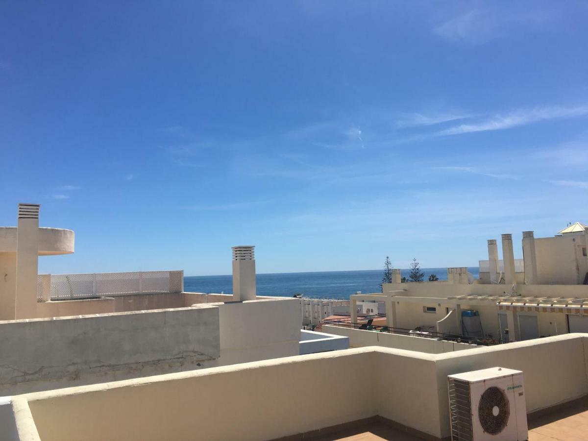 Apartamento Atico A 50 Metros De La Playa Will Apartment รินกอนเดลาวิกตอเรีย ภายนอก รูปภาพ