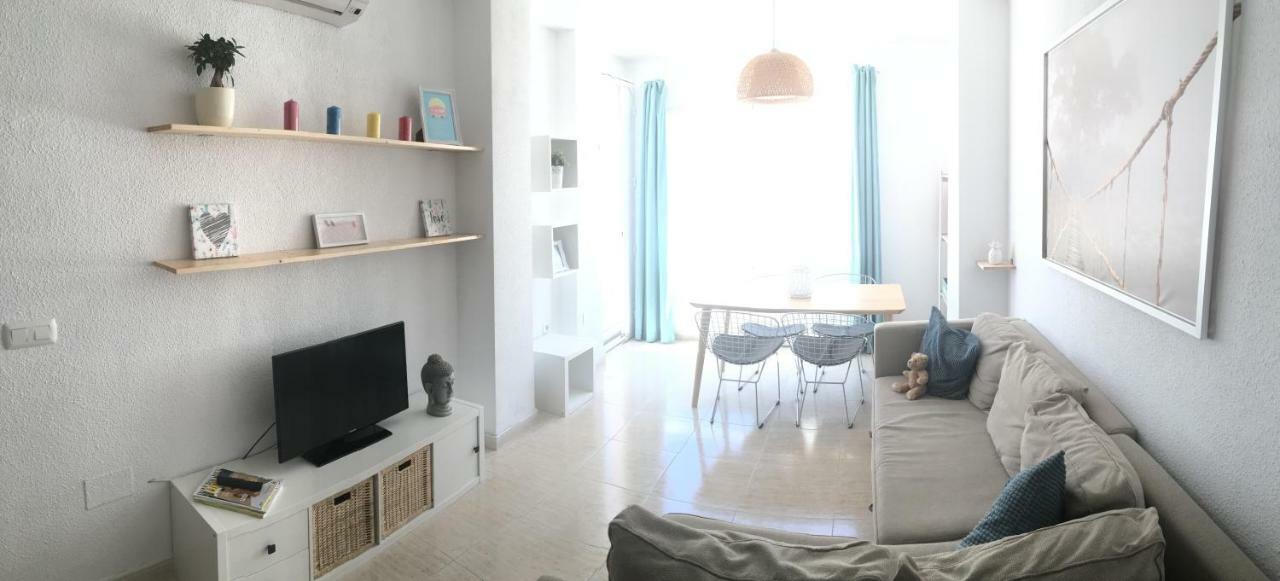 Apartamento Atico A 50 Metros De La Playa Will Apartment รินกอนเดลาวิกตอเรีย ภายนอก รูปภาพ
