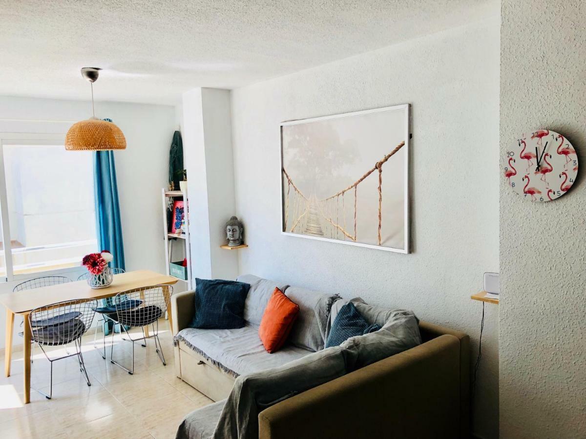 Apartamento Atico A 50 Metros De La Playa Will Apartment รินกอนเดลาวิกตอเรีย ภายนอก รูปภาพ