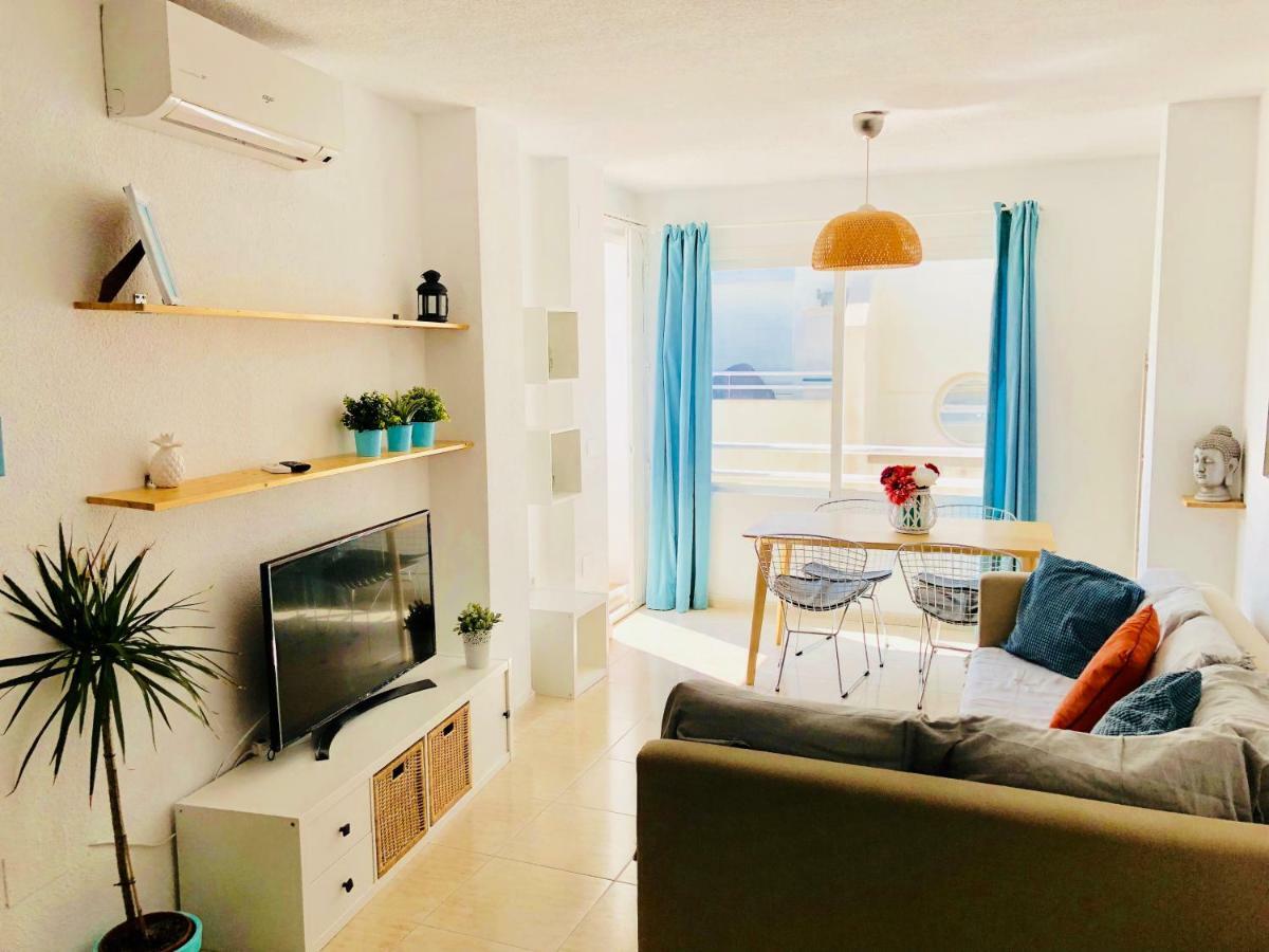 Apartamento Atico A 50 Metros De La Playa Will Apartment รินกอนเดลาวิกตอเรีย ภายนอก รูปภาพ
